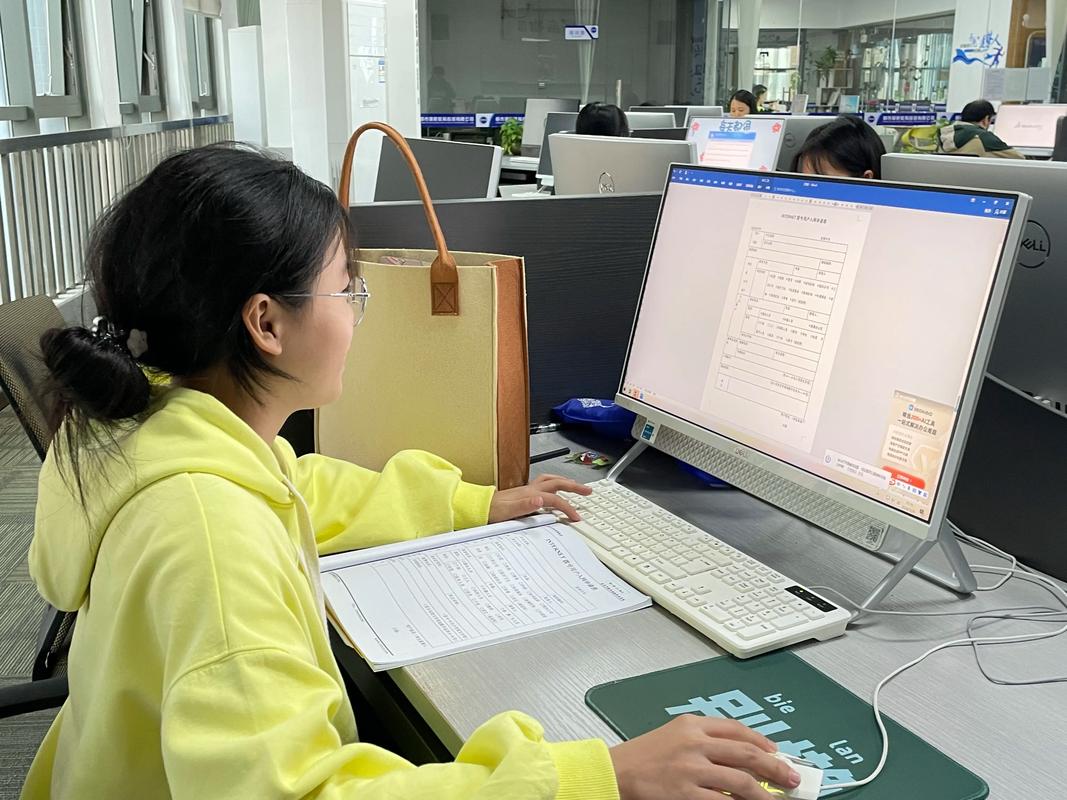 Word與Excel數(shù)據(jù)互通 自動生成報告的技術(shù)解析與培訓指南